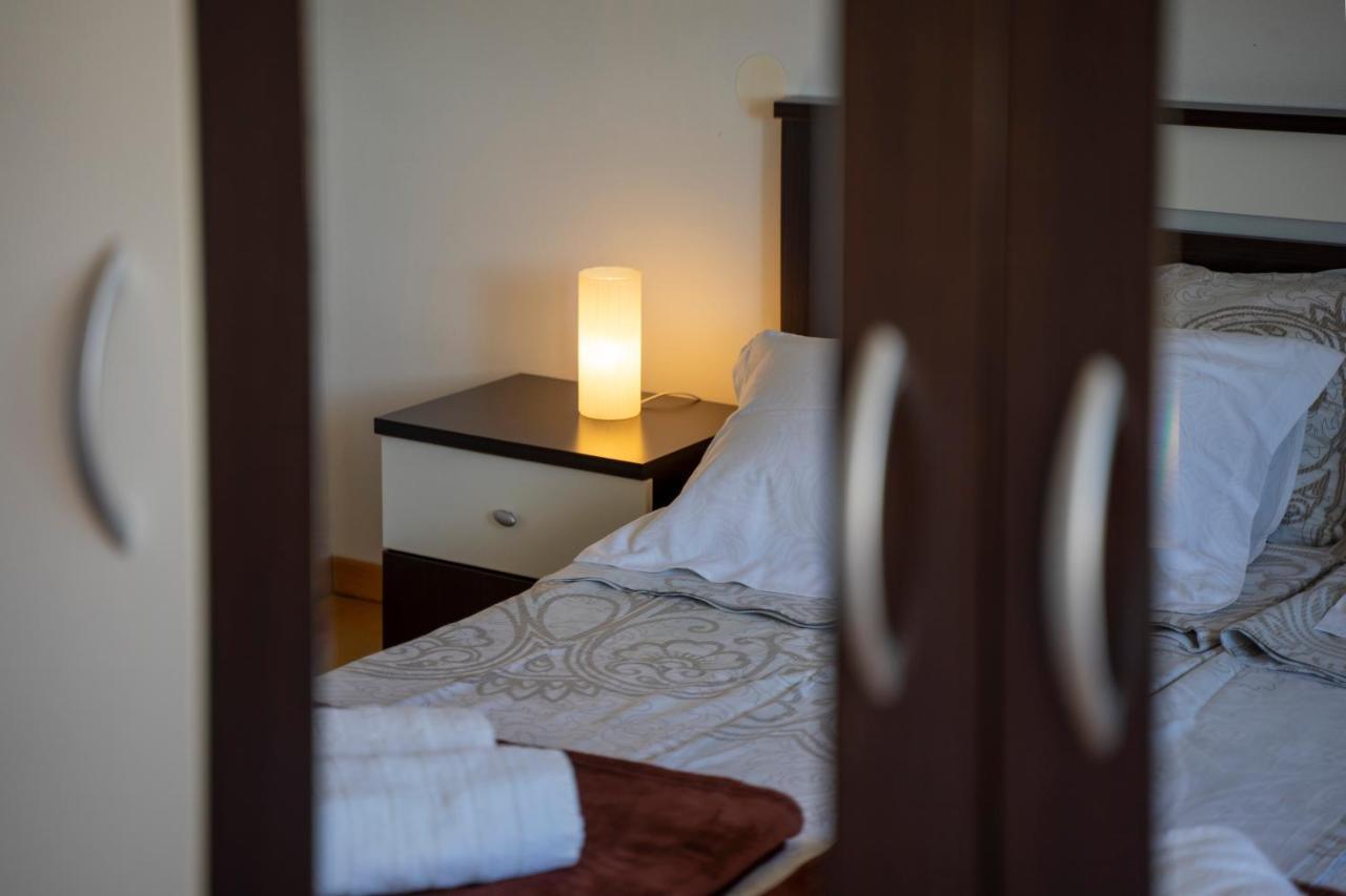 House Fidulic - Penthouse The View Apartment ลุมบาร์ดา ภายนอก รูปภาพ